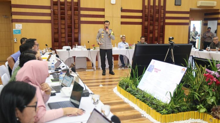 Mantan Kapolres Meranti Jadi Narasumber Workshop Media Relations dan Manajemen Media di PLN Batam