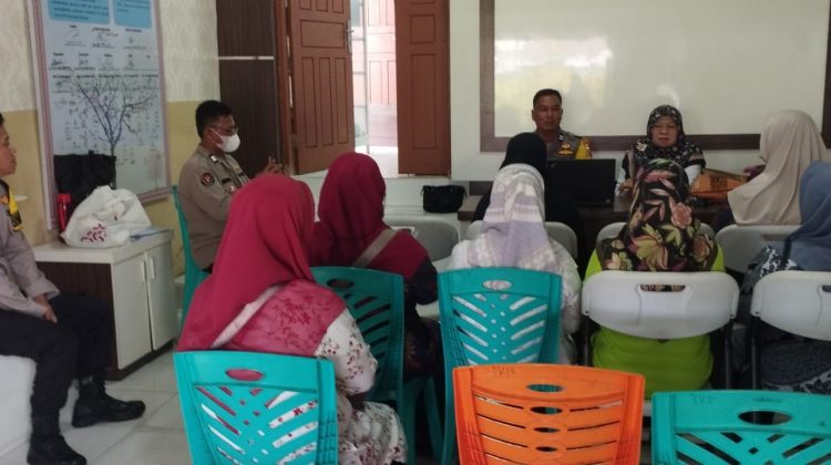 Kapolsek Rumbai Pesisir Ajak Kader Posyandu Bersinergi Wujudkan Pilkada Kondusif 