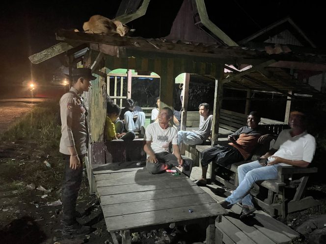 
					Polsek Reteh Serukan Pilkada Damai Dalam Kegiatan Binkamsa