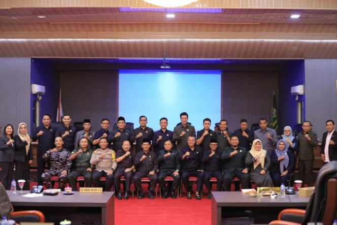 
					DPRD Kepulauan Meranti Gelar Rapat Paripurna Penyampaian Pidato Perdana Bupati dan Wakil Bupati 2025-2030