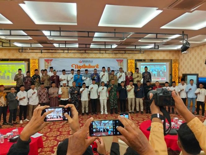 
					Pilkada Sukses, Ketua Bawaslu Meranti : Ini Semua Tidak Lepas Dari Komitmen Semua Pihak