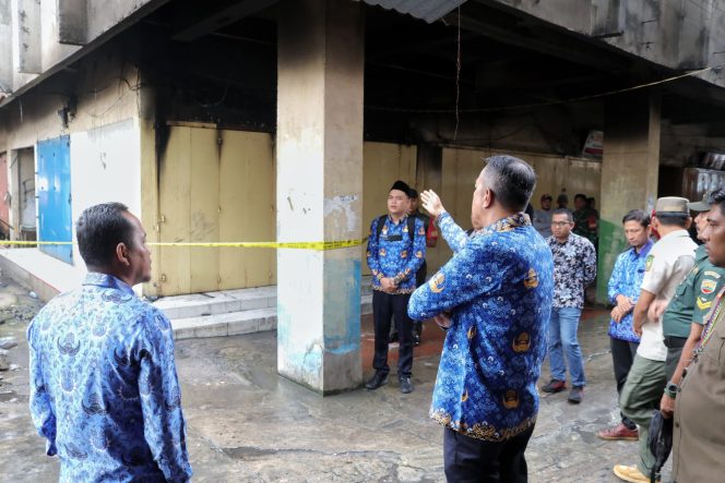 
					Tinjau Lokasi Kebakaran, Muzamil : Pedagang Harus Waspada