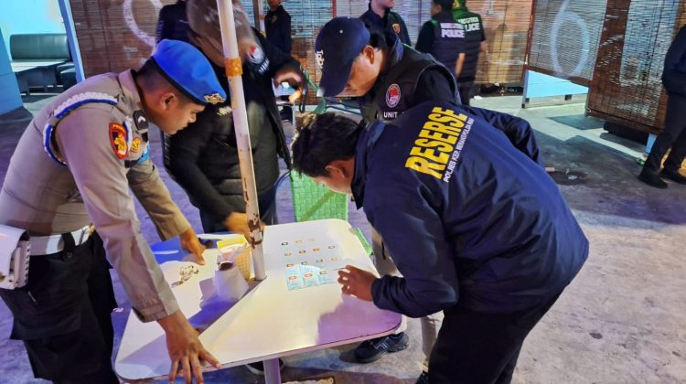 Puluhan Personil Turun, Dari tempat Hiburan Hingga ke Jalan