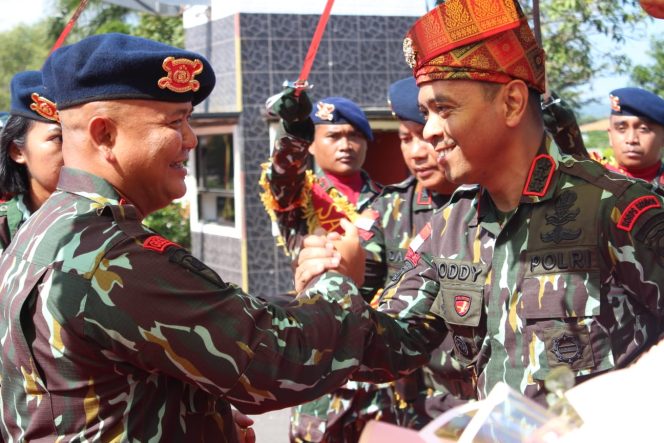 
					Komandan Satuan Brimob Polda Kepri Digantikan 