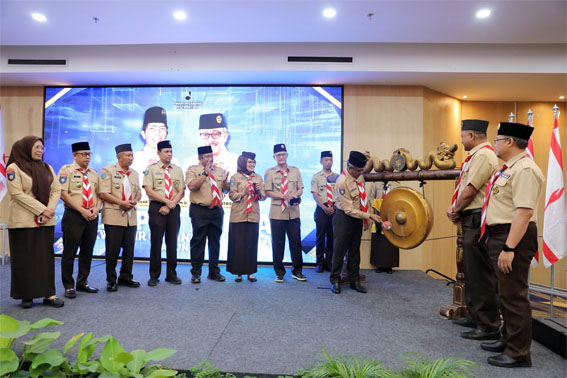 Ketua Kwarcab Batam, Jefridin, yang juga menjabat sebagai Sekretaris Daerah Kota Batam, secara resmi membuka Rakercab. F: Ist