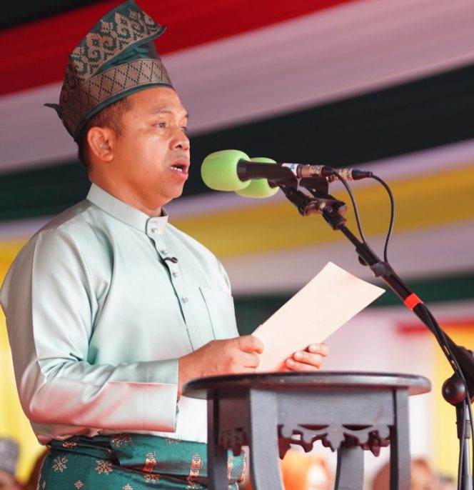 
					Gubernur Riau Datuk Seri Setia Amanah Abdul Wahid.