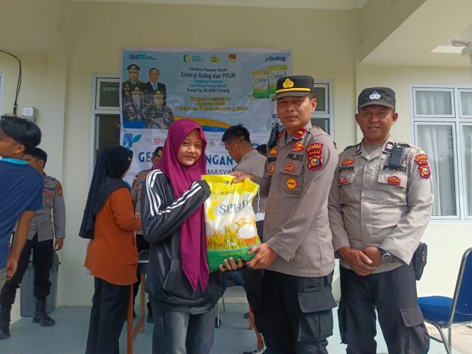 
					Gerakan Pangan Murah Beras SPHP Polsek Rangsang Barat Berhasil Habiskan 14 Ton Beras