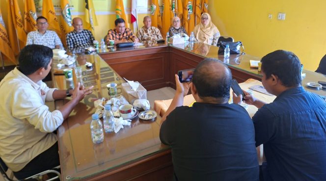 
					Rapat untuk pelaksanaan Musda Partai Golkar Riau.