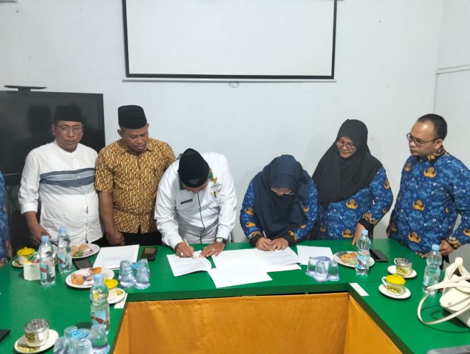 Baznas Kota Dumai Teken Kerjasama dengan Fakultas Tarbiyah dan Keguruan UIN Suska