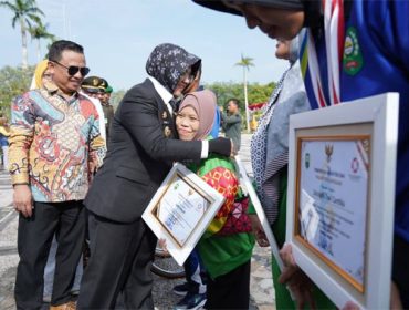Bupati Siak Afni. F: Ist