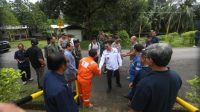 Menembus Gelombang Tinggi, Bupati Anambas Pastikan Stabilitas Operasional Migas