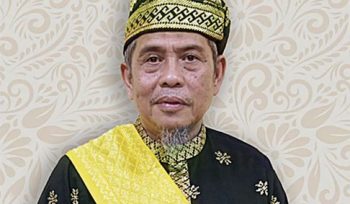 Ketum DPH LAMR Provinsi Riau, Datuk H. Seri Taufik Ikram Jamil.
