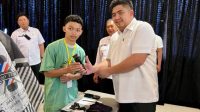 Terus Lahirkan Wirausaha Muda, Bupati Roby Buka Pelatihan Keahlian Barber