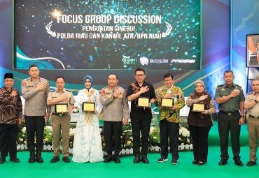 Foto bersama usai 
FGD Polda Riau dan ATR/BTN (foto: ist)