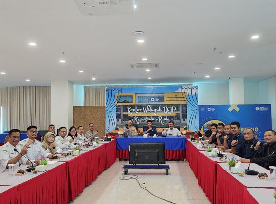 Penandatanganan PKS terkait Pengawasan Bersama Pembayaran PPN. (Foto: Ist)