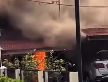Asrama Polisi Jalan Sisingamangaraja, Pekanbaru, yang terbakar.(Foto: net)