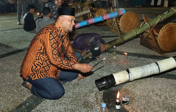 Lomba Letup Meriam Buluh 2026. (Foto: Ist)