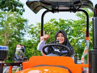 Bupati Siak Dr. Afni Zulkifli. (Foto: ist).