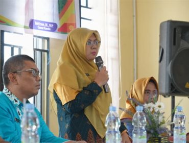 Afni Zulkifli, Bupati Siak. Foto: ist) 