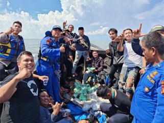 Foto Saat Tersangka Diamankan Polres Meranti 