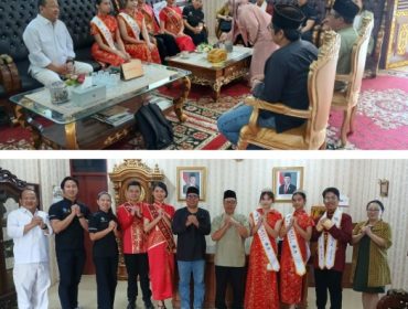 Silaturahmi rombongan Didi–Meimei Riau ke Lembaga Adat Melayu Riau. (F: ist)