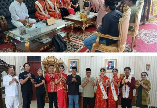 Silaturahmi rombongan Didi–Meimei Riau ke Lembaga Adat Melayu Riau. (F: ist)