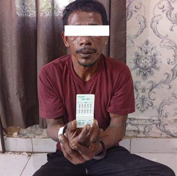 Pelaku dugaan tindak pidana persetubuhan terhadap anak di bawah umur. (Foto: ist)