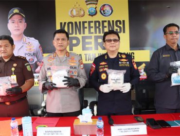 Konferensi pers pengungkapan kasus peredaran narkotika jaringan internasional Malaysia-Indonesia.  (F: ist)