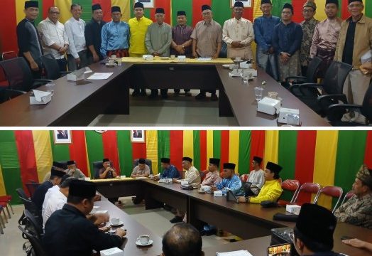 Persukuan Melayu Rantau Sakai mendatangi Balai Adat LAMR.  (Foto: ist)