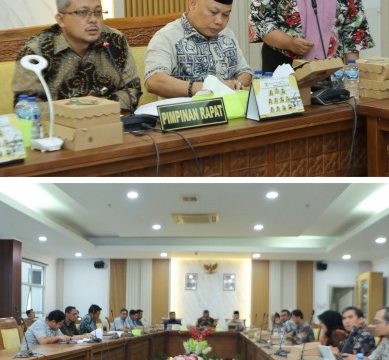 Rapat Pansus DPRD Kota Batam bahas Ranperda tentang PSU Perumahan. (F: Humas DPRD Batam)