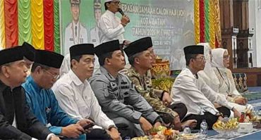 Anggota DPRD Kota Batam Adhan,hadiri acara pelepasan JCH Kota Batam Tahun 1447 H/2026 M. (Foto; Ist)