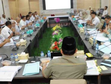 Pansus DPRD Kota Batam bahas LKPj Wali Kota Batam Tahun Anggaran 2025. (Foto: ist)