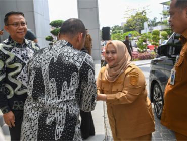 Bupati Bengkalis, Kasmarni, sampaikan harapan dan doa untuk BRK Syariah yang merayakan HUT ke-60. (Foto: BRKS)