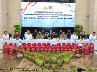 Konferensi pers pengungkapan tindak pidana penyalahgunaan BBM dan LPG bersubsidi dalam periode 7 hingga 20 April 2026. (Foto: ist)