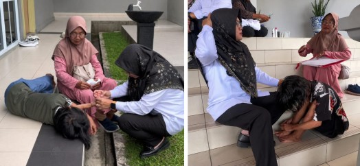 Bupati Siak, Afni Zulkifli, memotong kuku Putri, korban narkoba. (Foto: net)