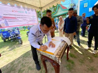 Bupati Kabupaten Kepulauan Anambas, Aneng, apresiasi dan ucapan terima kasih kepada BRK Syariah atas dukungan serta bantuan.