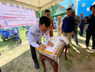 Bupati Kabupaten Kepulauan Anambas, Aneng, apresiasi dan ucapan terima kasih kepada BRK Syariah atas dukungan serta bantuan.