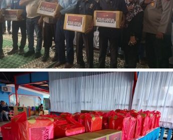 Foto bersama Kapolda Kepulauan Riau (Kepri), Irjen Pol. Asep Safrudin, S.I.K., M.H., serahkan bansos kepada para nelayan. (Foto: Bambang) 