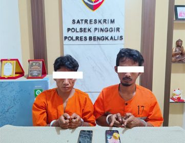 Dua tersangka kasus tindak pidana narkotika jenis sabu. (Foto: ist)