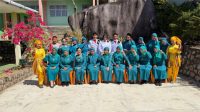 TP-PKK Kabupaten Kepulauan Anambas Hadiri Upacara Peringatan Hari Pendidikan Nasional 2026 di Desa Nyamuk