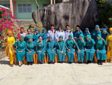 Foto bersama selesai upacara peringatan Hardiknas 2026. (Foto: Diskominfotik Anambas)