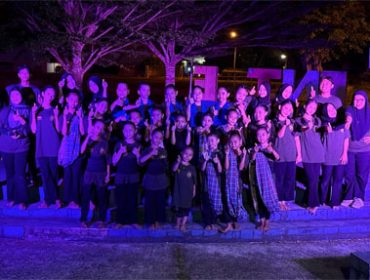 Para penari Sanggar Sirih Junjung pada perayaan Hari Tari Sedunia di Kijang, Bintan. (Foto: ist)