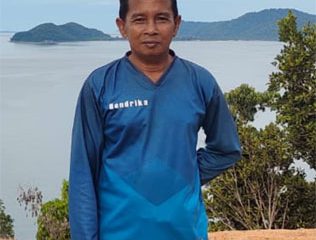 Hendrika, Kepala Desa Kuala Maras. (Foto: ist) 