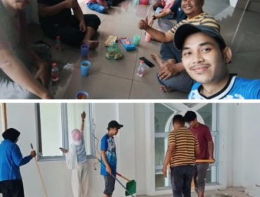  PD KCMI Kabupaten Kepulauan Anambas laksanakan gotong royong membersihkan kantor sekretariat baru. (Foto: ist)