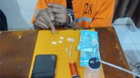 Penggerebekan di Desa Sadar Jaya Siak Kecil, Pengedar Sabu Diciduk Polisi dengan 4 Paket Barang Bukti