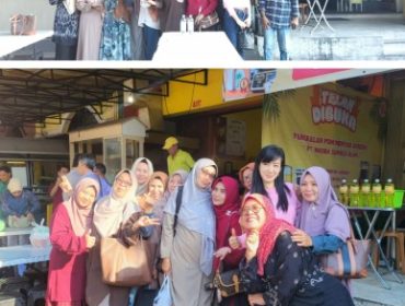 ‎ Foto bersama temu kangen alumni SMAN 1 Tanjungbatu Kundur angkatan 91 di Batam. (Foto: ist)