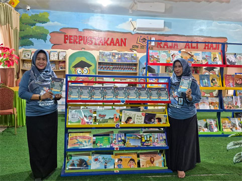 Murid dari SDN 003 Batu Aji sukses terbitkan buku puisi berjudul “Langkah Kecil Menggapai Impian”. (Foto: ist)