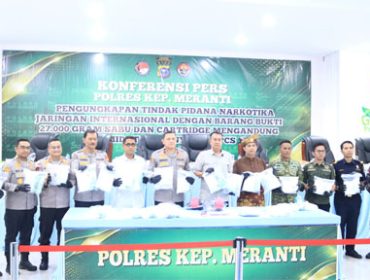 Konferensi pers pengungkapan tindak pidana narkotika jaringan internasional. (Foto: ist)