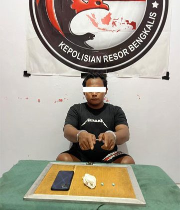 Satresnarkoba Polres Bengkalis Amankan Pengedar Ekstasi di Desa Pamesi Bathin Solapan