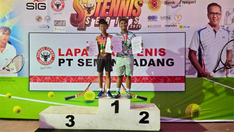 Oemar Syareeq Hibrizi dan Barra Khaleev Abbasy, dua atlet tenis junior asal Kabupaten Siak. (Foto: ist)